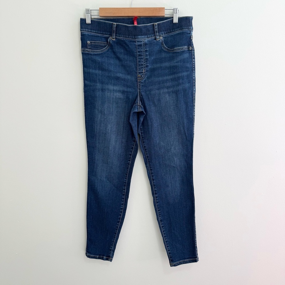 SPANX Pull On Skinny Jeans - Picture 2 of 8